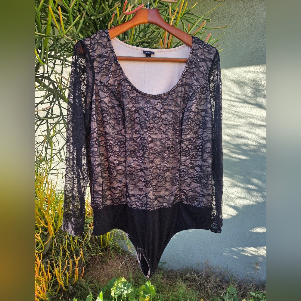 Elegant Black Lace Bodysuit Top